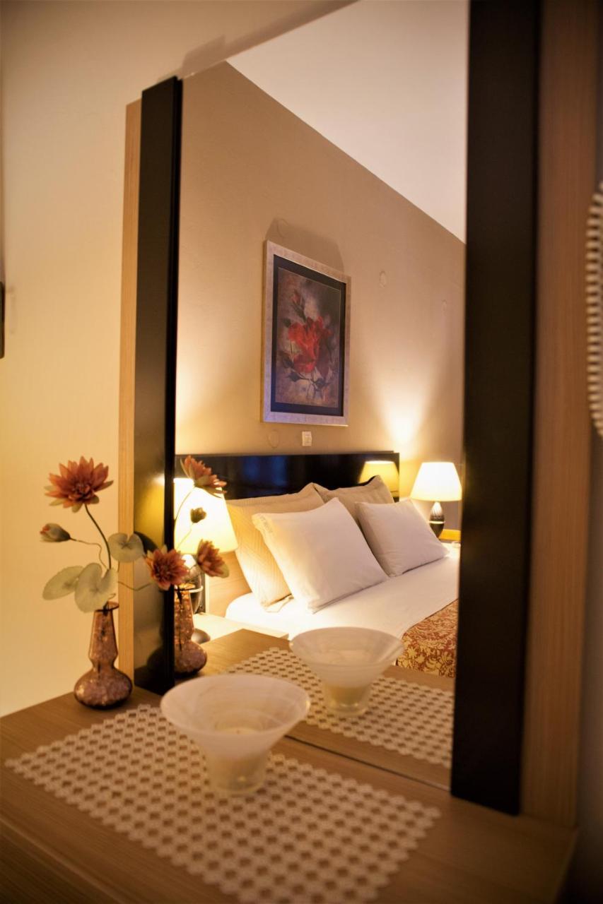 Palmira Apartments Makrýgialos Esterno foto
